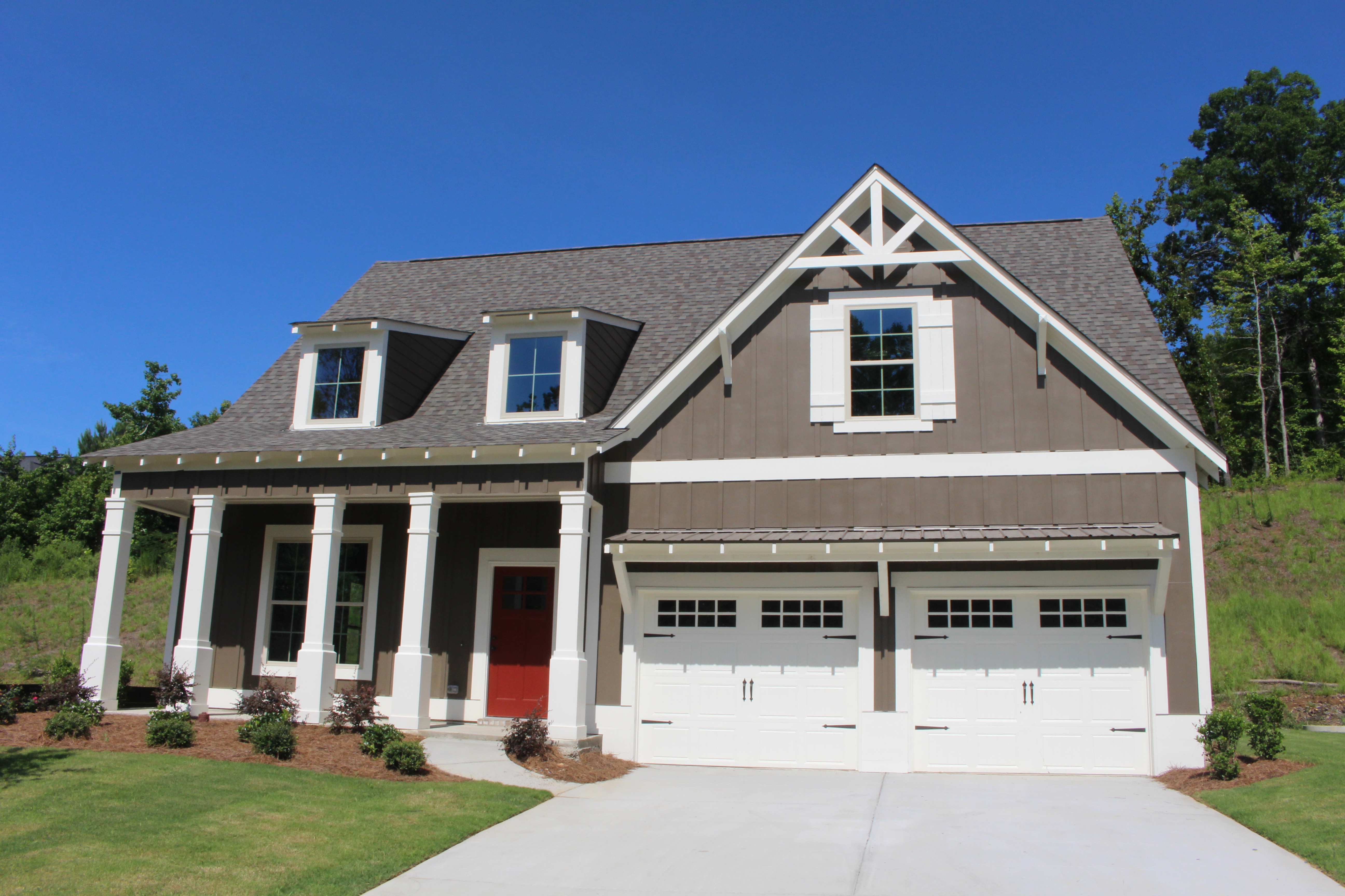 Holiday Buyer & Agent incentives available at Woodridge and Grants Mill Valley